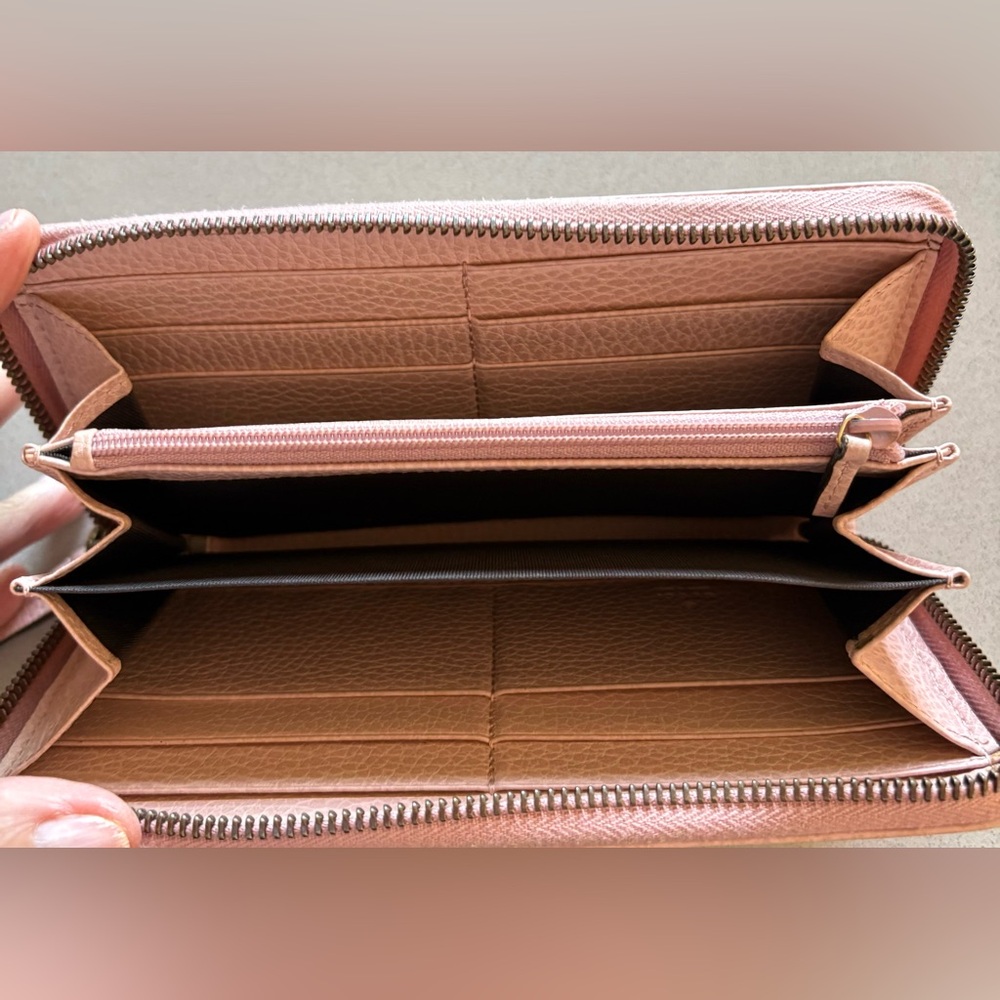 Gucci Farfalla Blush Pink Leather Zip Wallet with Gold Butterfly - Picture 7 of 9